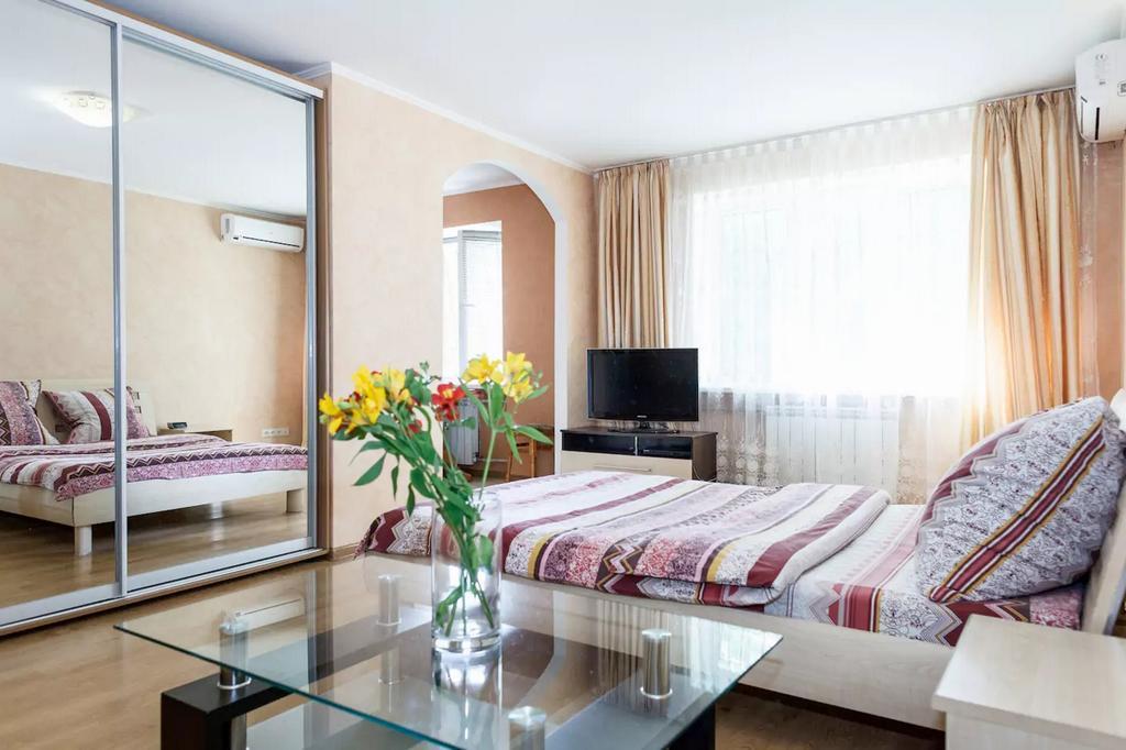Apartment In Zaporozhye. Antica Zaporizhia Luaran gambar