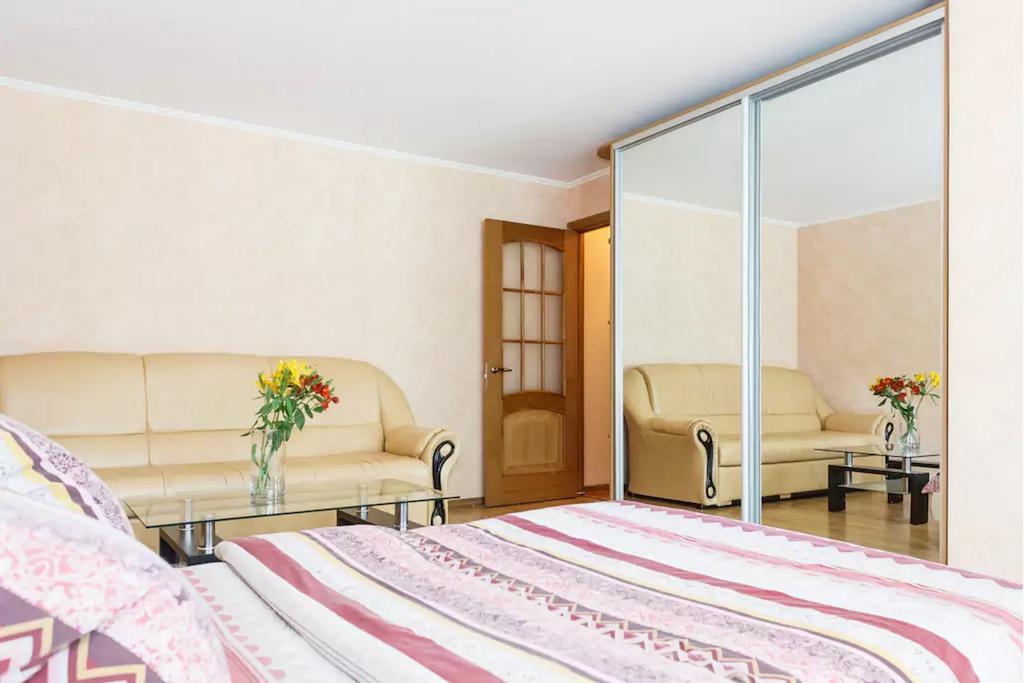 Apartment In Zaporozhye. Antica Zaporizhia Luaran gambar